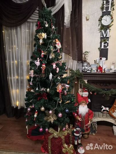 Ель искуственная 210 бу светодиодная пвх