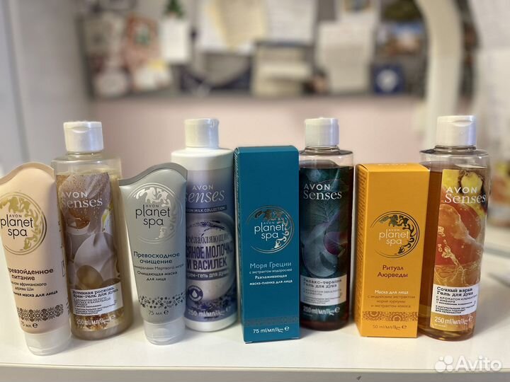 Подарочные Наборы к 8 марта. Косметика Эйвон