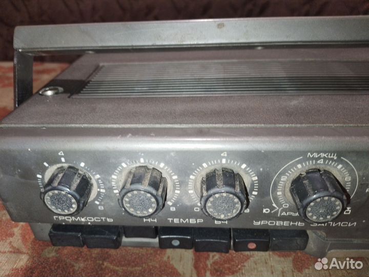 Магнитола рига110