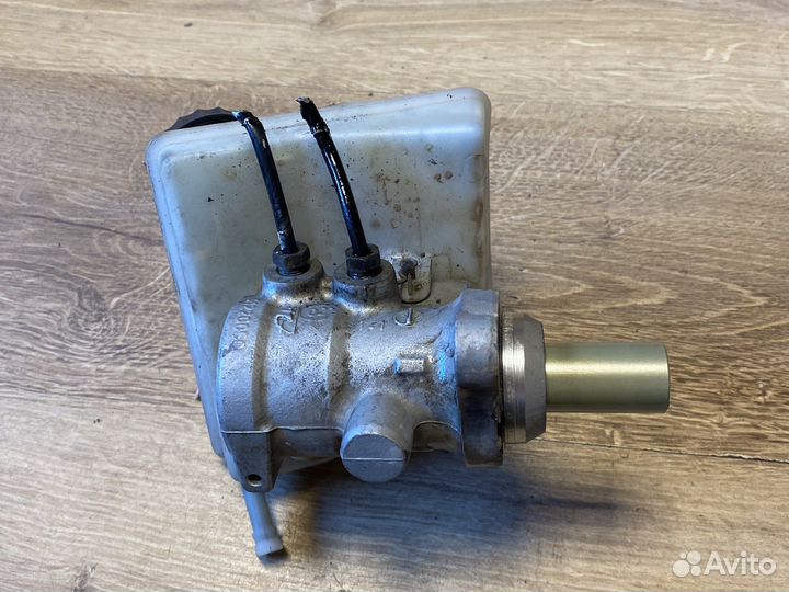 Peugeot 206 главный цилиндр тормозов