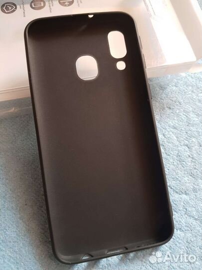 Чехлы-накладки для Samsung Galaxy A40 (3 цвета)