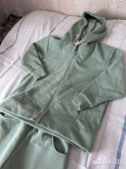 Спортивный костюм женский новый