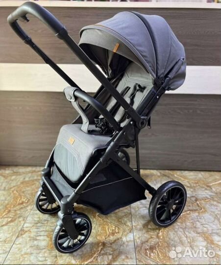 Новая коляска с перекидной ручкой Luxmom H2