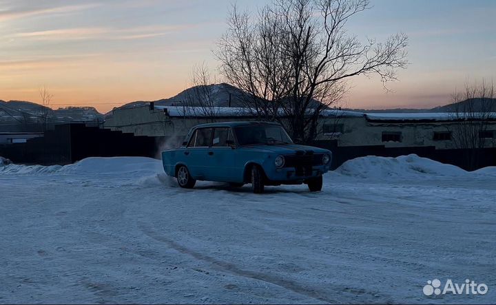 ВАЗ 2101 1.3 МТ, 1980, битый, 35 000 км