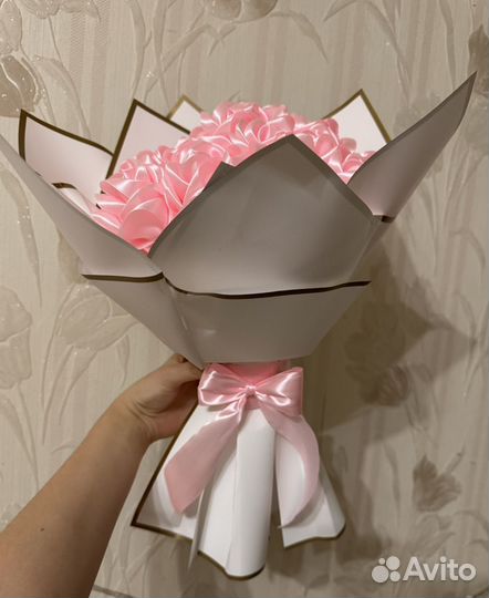 Букет из атласных лент