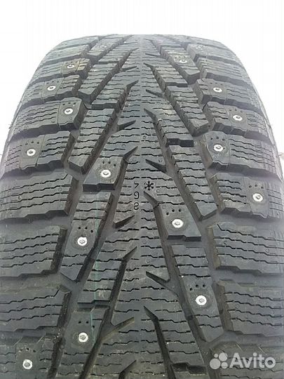 Nokian Tyres Hakkapeliitta 5 235/60 R17