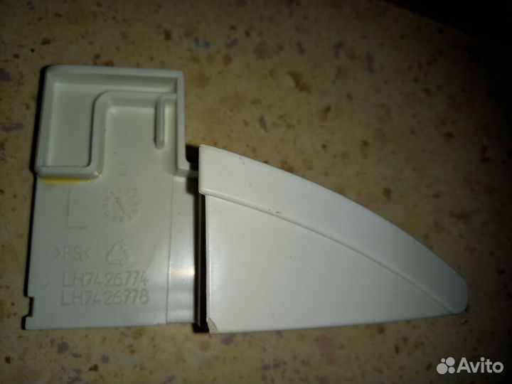 Правый кронштейн для балкона Артикул: 7426774