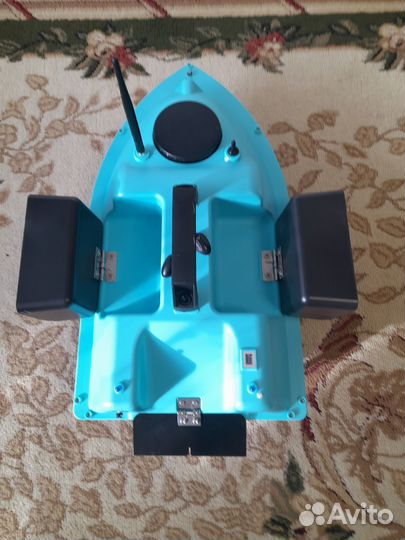 Прикормочный кораблик с gps на 16 точек