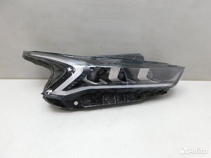 Фара правая Kia K5