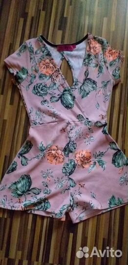 Комбинезон (ромпер)