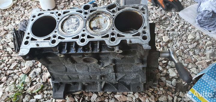 Блок audi a4 b7 2.0