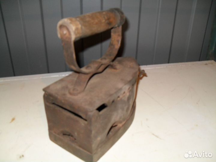 Утюг угольный