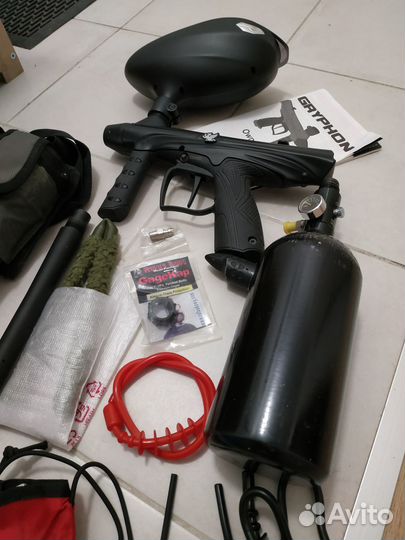 Маркер пейнтбольный Gryphon Tippmann в наборе