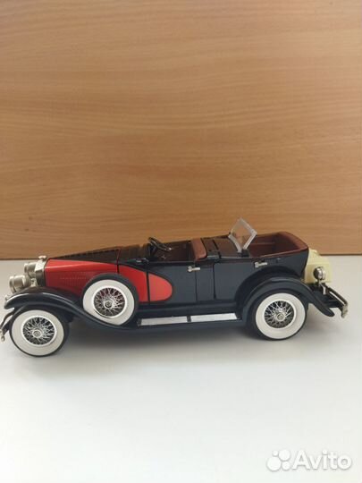 Коллекционные машинки 1 :24