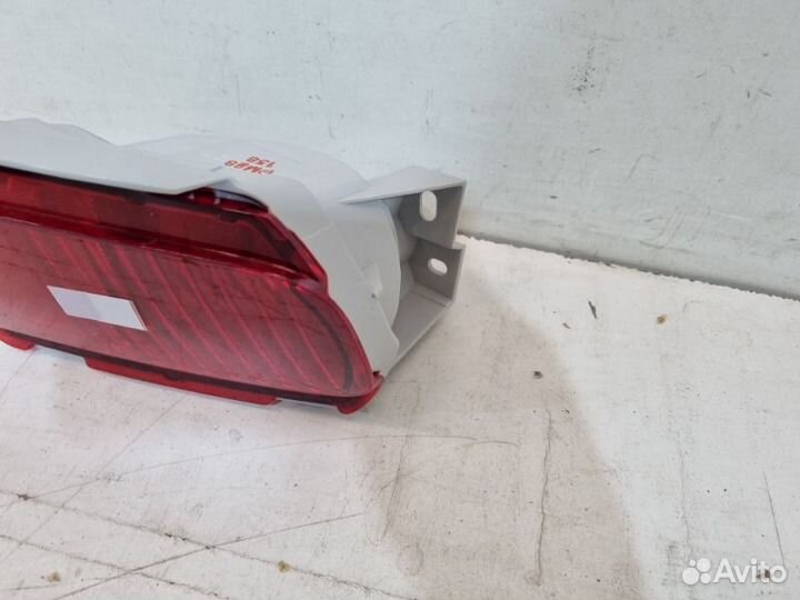 Фонарь противотуманный задний правый Toyota Land