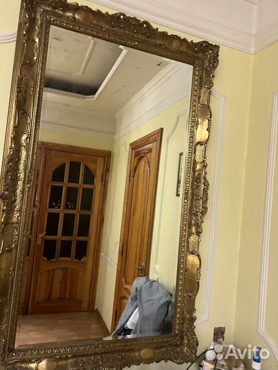 Зеркало с рамкой