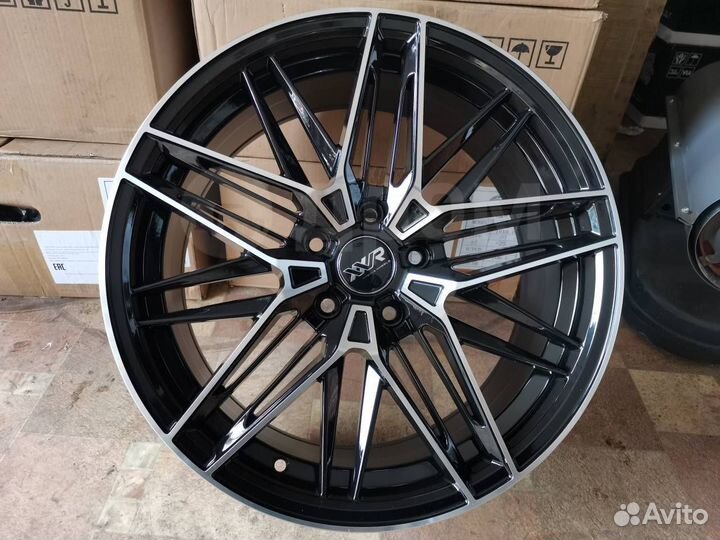 Диски новые R18 5x114.3 XXR