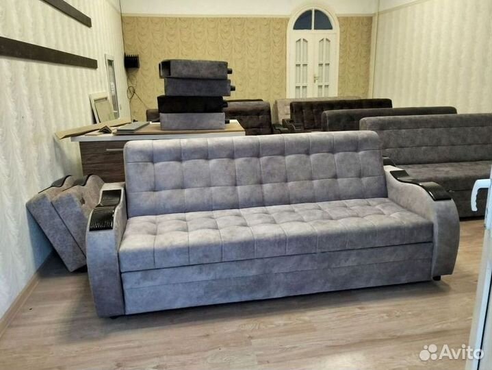 Прямой диван на заказ