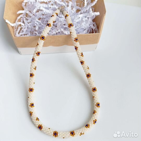 Чокер из бисера