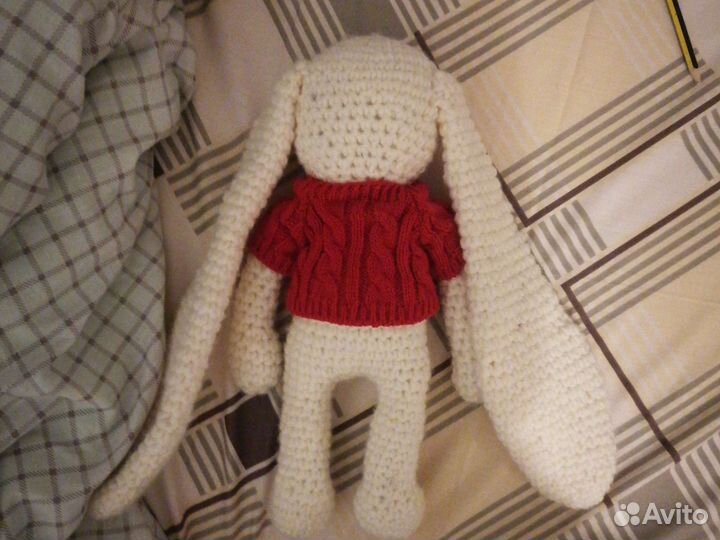 Вязанный заяц ручной работы