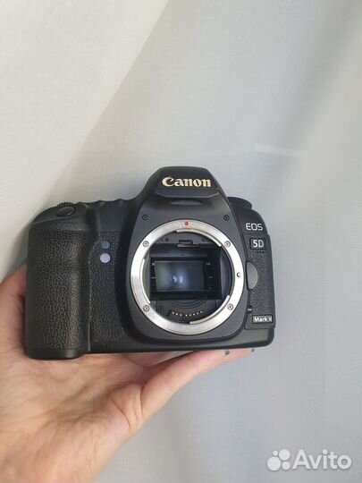 Зеркальный фотоаппарат Canon EOS 5D mark 2 body