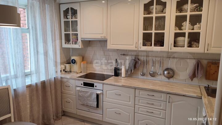 4-к. квартира, 110 м², 10/10 эт.