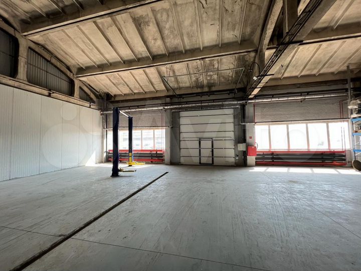 Склад, 609 м²