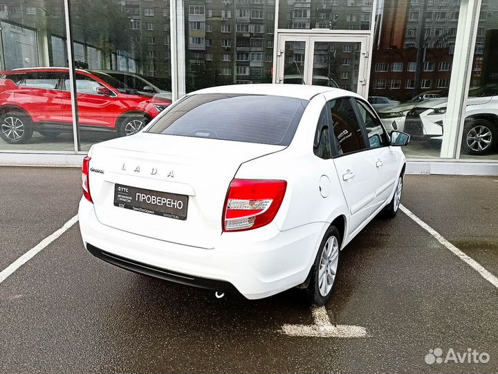 LADA Granta 1.6 МТ, 2022, 68 429 км