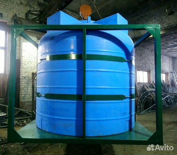 Емкость пластиковая в каркасе