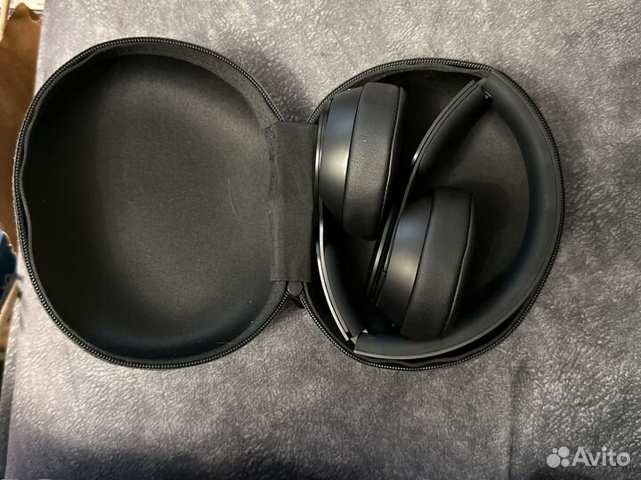 Beats Solo3 Pro Wireless