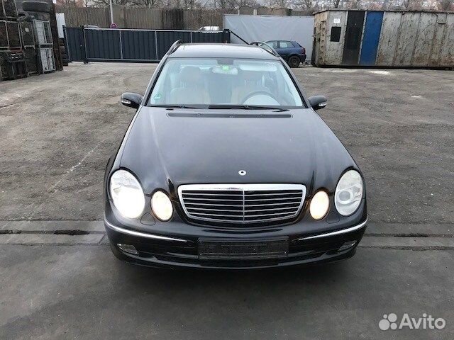 Разбор на запчасти Mercedes E W211