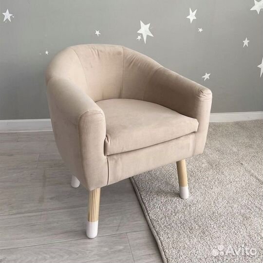 Детское кресло новое
