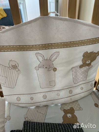 Бортики на кроватку и постельное белье