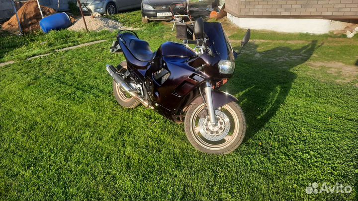 Suzuki GFX 600 F