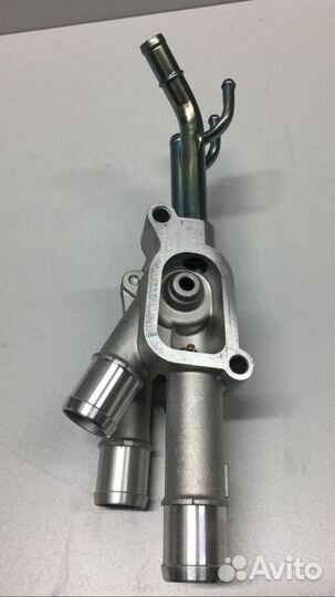 Корпус термостата Hyundai KIA 2560023640