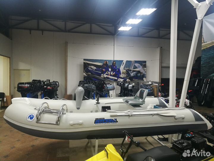 Лодка RIB Stormline Standard no console 500 белая