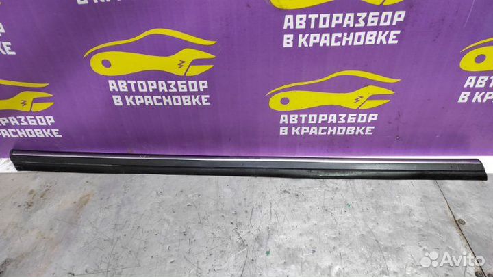 Накладка двери передняя левая Infiniti Fx35 S50