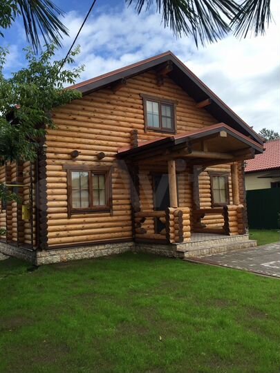 Дом 170 м² на участке 8 сот.