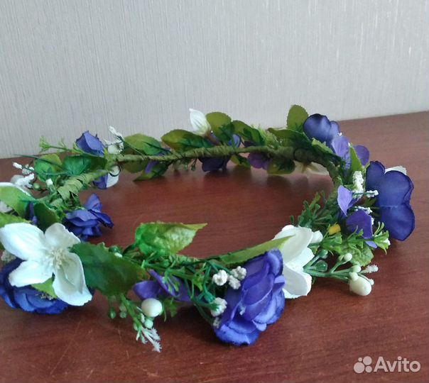 Венок на голову, шпильки с розой