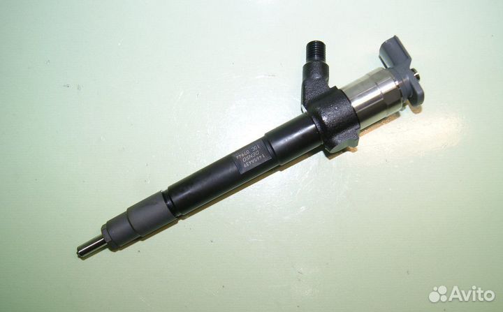 Форсунка топливная 4N15 DiD L200 1465A439