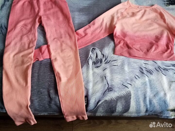 Спортивный костюм женский новый