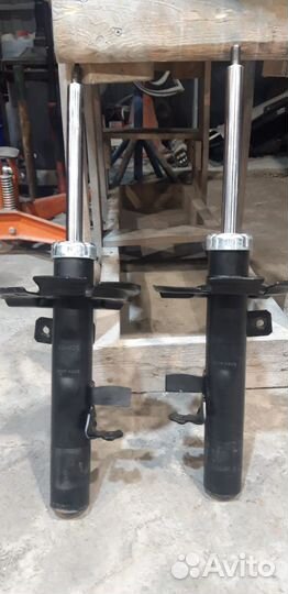 Амортизаторы передние