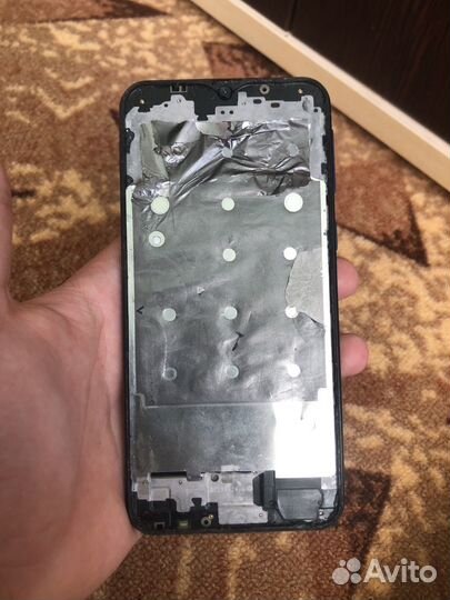 Samsung Galaxy M20, 4/64 ГБ