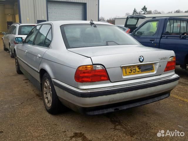 Разбор на запчасти BMW 7 E38