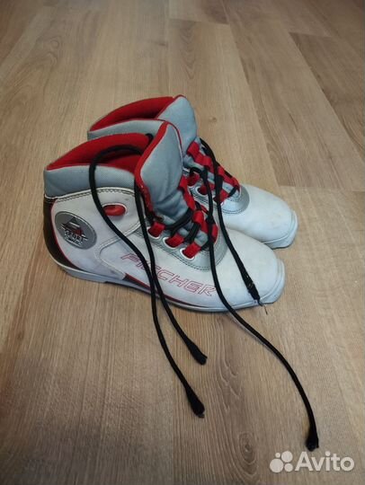 Лыжные ботинки fischer