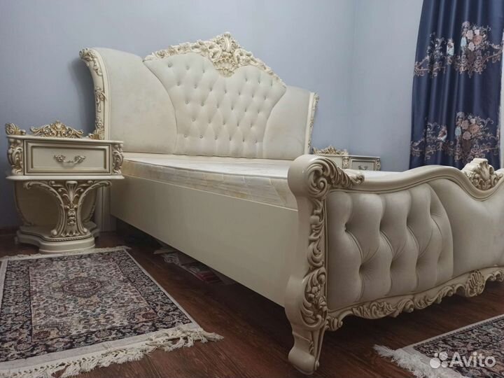 Спальный гарнитур бу