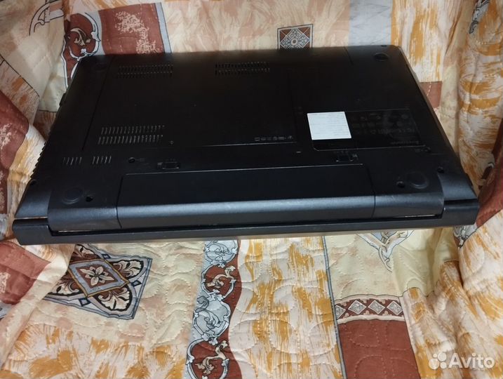 Lenovo B590 проц 2020M, озу 12 Gb, SSD + HDD SATA3