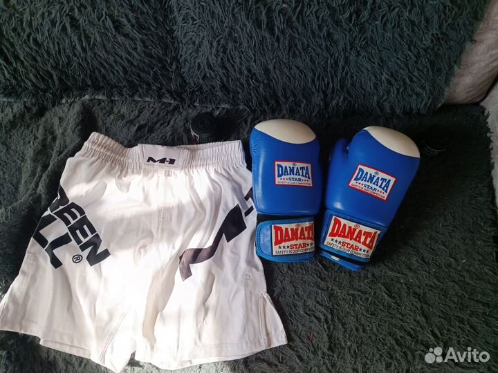 Боксерские перчатки 12 oz