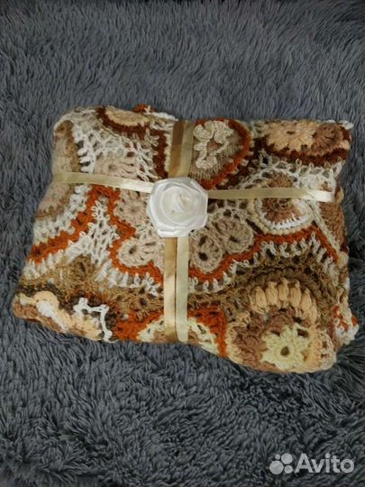 Шаль,очень красивая