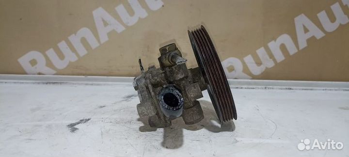 Насос гидроусилителя руля Mitsubishi Lancer Cedia